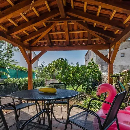 And Ilija Apartment *